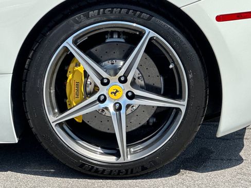 Used 2014 Ferrari 458 Italia Coupe RWD image 41