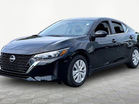Used 2025 Nissan Sentra S FWD image 3