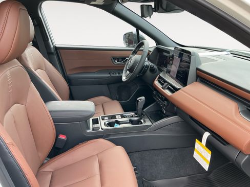 New 2026 Subaru Outback Touring AWD/4WD image 15