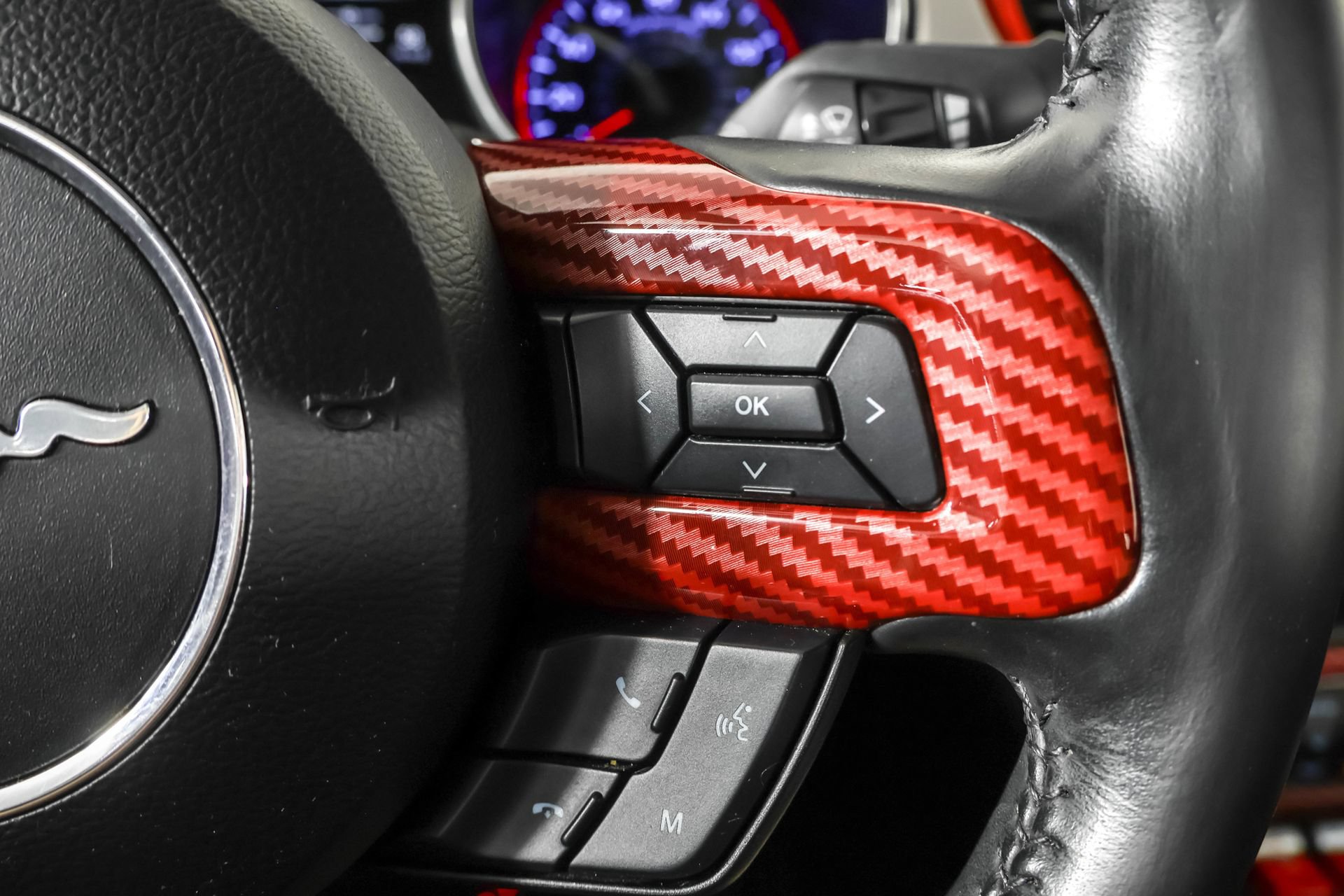 Used 2022 Ford Mustang Premium RWD image 29