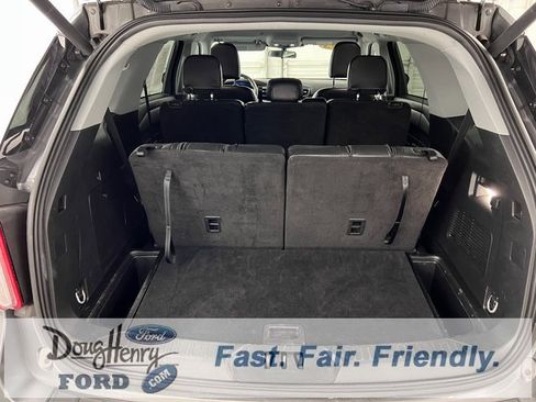 Used 2023 Ford Explorer XLT w/ Equipment Group 202A image 32