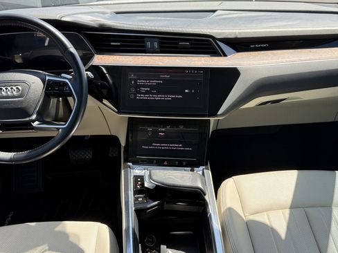 Used 2019 Audi e-tron Premium Plus AWD/4WD image 15