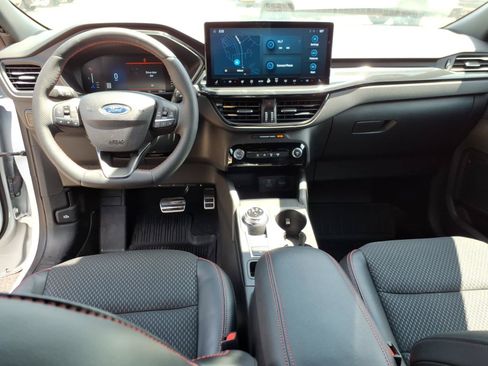 Used 2023 Ford Escape ST-Line w/ Tech Pack #1 AWD/4WD image 14