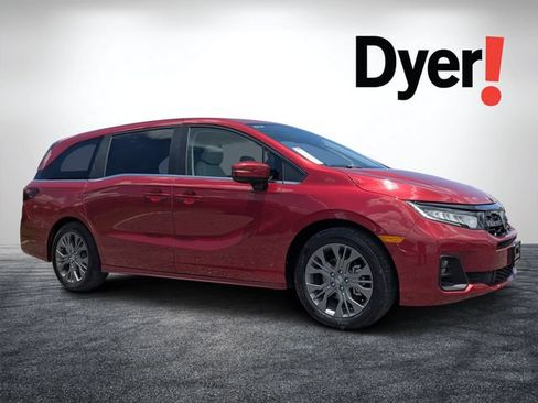 Used 2025 Honda Odyssey Touring image 1