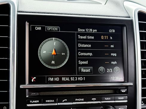 Used 2016 Porsche Cayenne AWD/4WD image 28