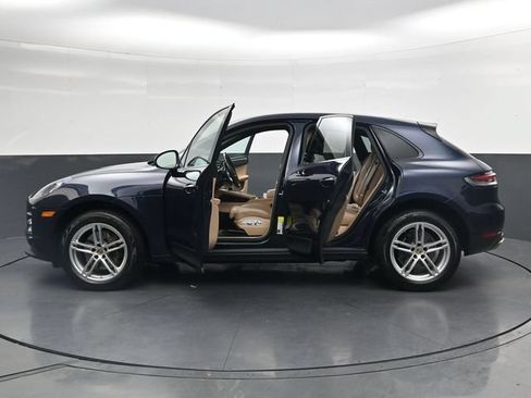 Used 2021 Porsche Macan AWD/4WD image 38