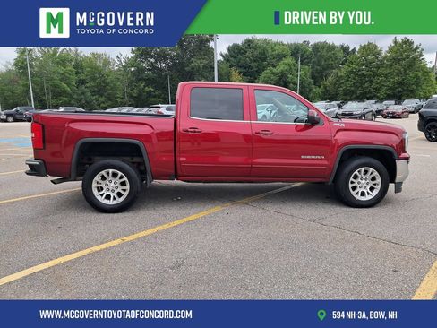 Used 2018 GMC Sierra 1500 SLE w/ SLE Value Package AWD/4WD image 6