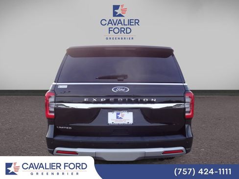 Certified 2024 Ford Expedition Limited AWD/4WD image 3