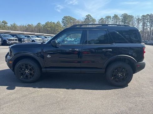 New 2026 Ford Bronco Sport Outer Banks w/ Sasquatch Outer Banks Package AWD/4WD image 2