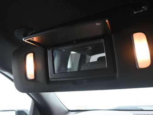 Used 2024 GMC Canyon Elevation w/ Convenience Package image 18