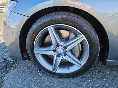 Used 2017 Mercedes-Benz E 300 4MATIC w/ Premium 1 Package image 8