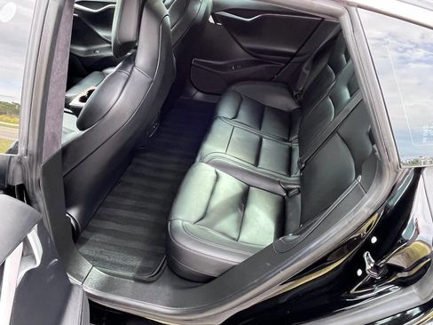 Used 2018 Tesla Model S 100D image 21