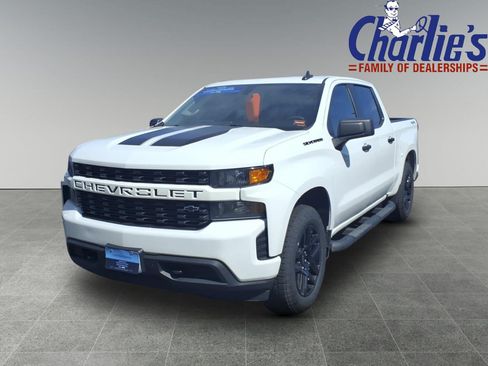 Used 2022 Chevrolet Silverado 1500 Custom w/ Rally Edition AWD/4WD image 3