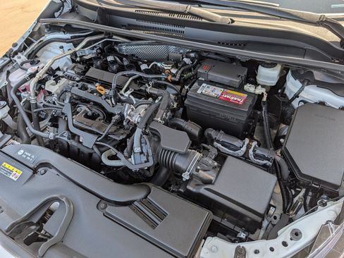 Used 2024 Toyota Corolla LE FWD image 20