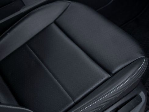 Used 2021 Volkswagen Atlas Cross Sport SE image 44