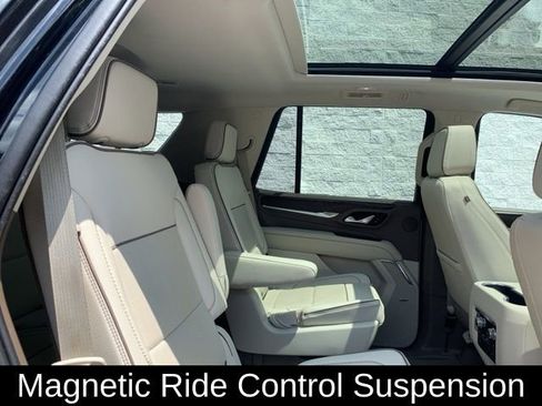 Used 2021 GMC Yukon Denali w/ Denali Premium Package image 20