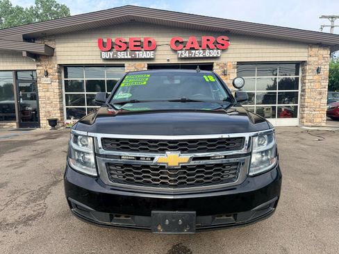 Used 2018 Chevrolet Tahoe 4WD image 2
