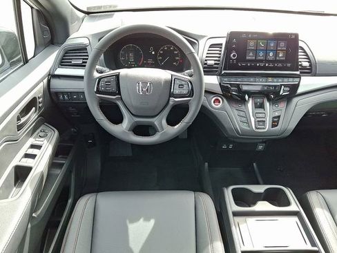 New 2026 Honda Odyssey Sport-L image 10