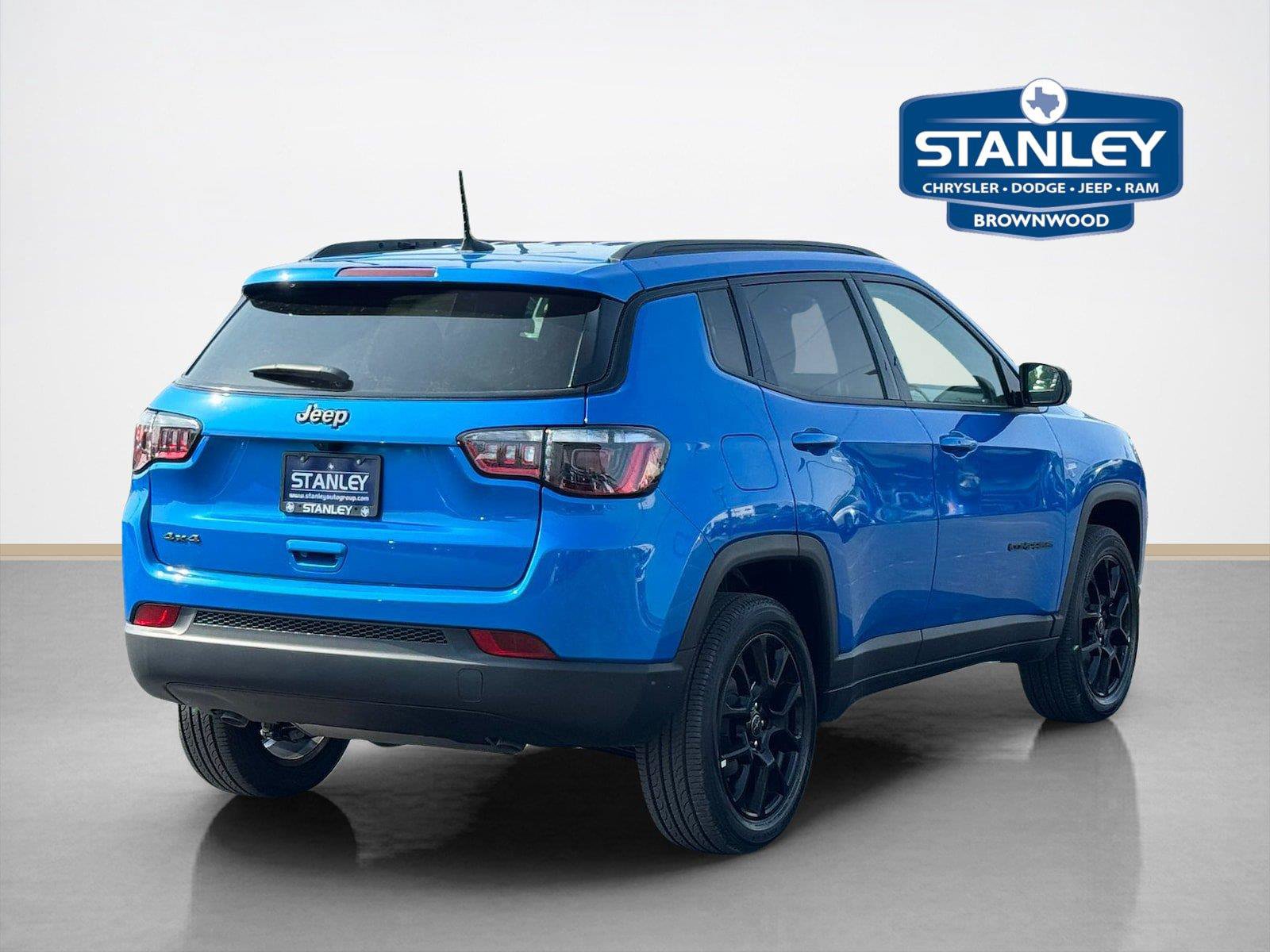 New 2026 Jeep Compass Latitude AWD/4WD image 8