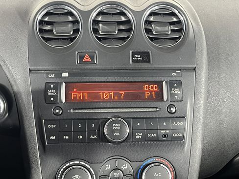 Used 2010 Nissan Altima 2.5 S image 15