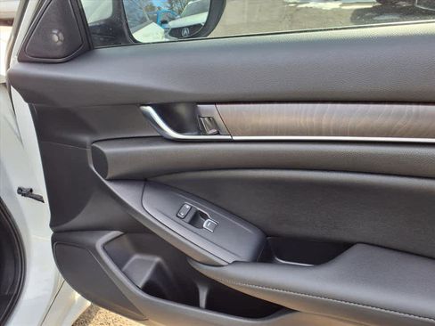 Used 2020 Honda Accord EX-L image 24