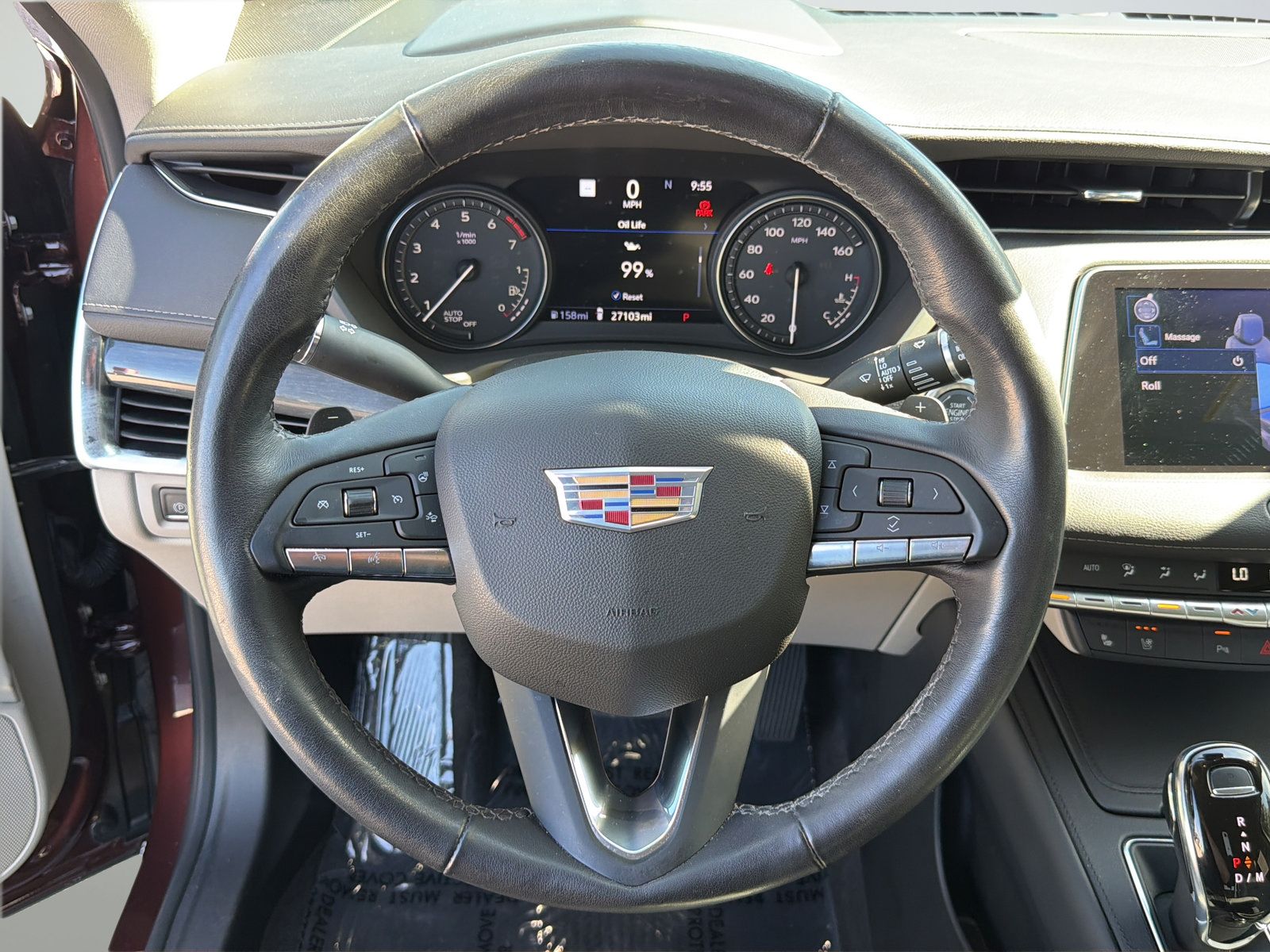 Used 2023 Cadillac XT4 Premium Luxury w/ Technology Package FWD image 17