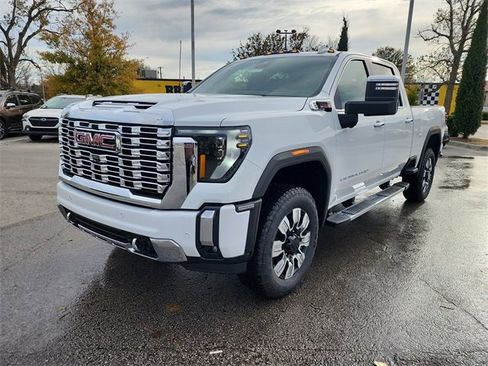 New 2026 GMC Sierra 2500 Denali w/ Denali Reserve Package image 9