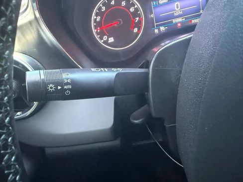 Used 2022 Chevrolet Camaro LT RWD image 16