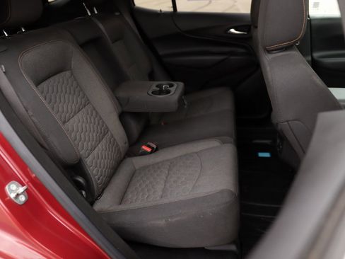 Used 2018 Chevrolet Equinox LT w/ Sun & Infotainment Package image 27