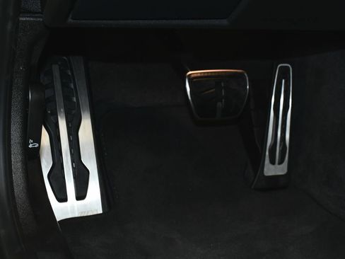 Used 2026 BMW M3 Competition image 21