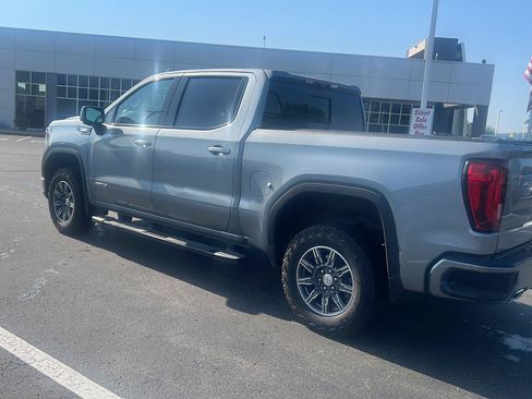 Used 2024 GMC Sierra 1500 AT4 w/ Technology Package AWD/4WD image 12