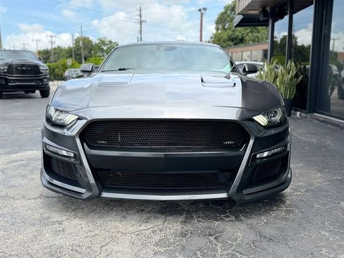 Used 2019 Ford Mustang GT Premium w/ GT Performance Package RWD image 5
