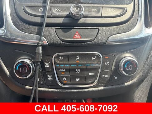 Used 2019 Chevrolet Equinox Premier FWD image 10