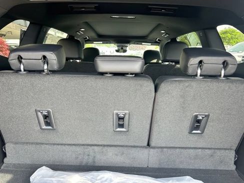 New 2026 Buick Enclave Preferred w/ Power Package AWD/4WD image 15