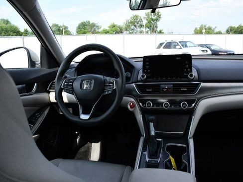 Used 2019 Honda Accord LX image 24