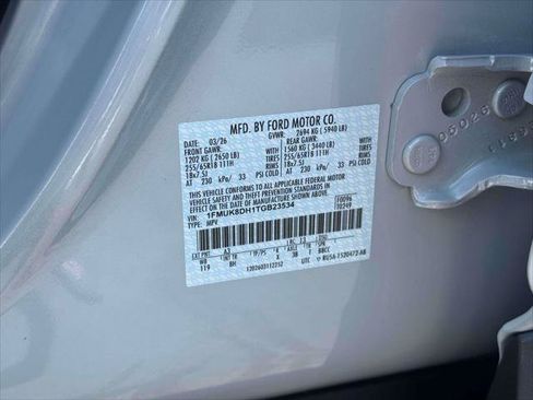 Used 2026 Ford Explorer Active AWD/4WD image 13