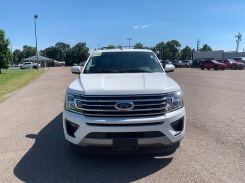 Used 2021 Ford Expedition XLT RWD image 2