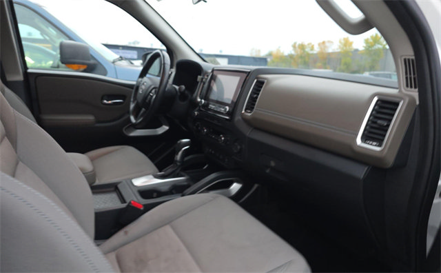 Used 2022 Nissan Frontier SV AWD/4WD image 7
