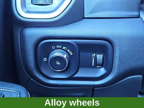 Used 2024 RAM 1500 Laramie image 15