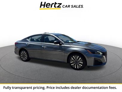 Used 2025 Nissan Altima 2.5 SV