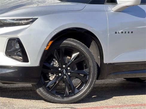 Used 2021 Chevrolet Blazer RS w/ Enhanced Convenience Package image 8
