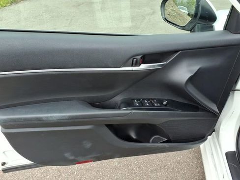 Certified 2020 Toyota Camry LE w/ Convenience Package FWD image 15