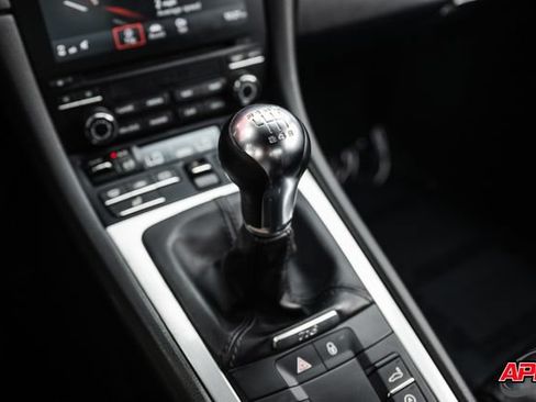 Used 2017 Porsche 718 Cayman RWD image 13