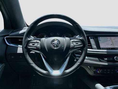 Used 2023 Buick Enclave Essence w/ Experience Buick Package FWD image 11