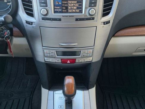 Used 2014 Subaru Outback 2.5i Limited w/ Moonroof Package image 17