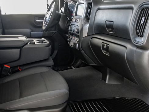 Used 2024 Chevrolet Silverado 2500 Custom w/ Custom Value Package AWD/4WD image 13
