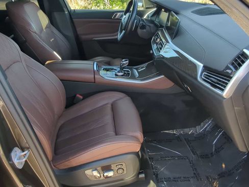 Used 2023 BMW X5 M50i w/ Executive Package image 23