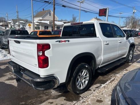 Used 2022 Chevrolet Silverado 1500 LT image 6