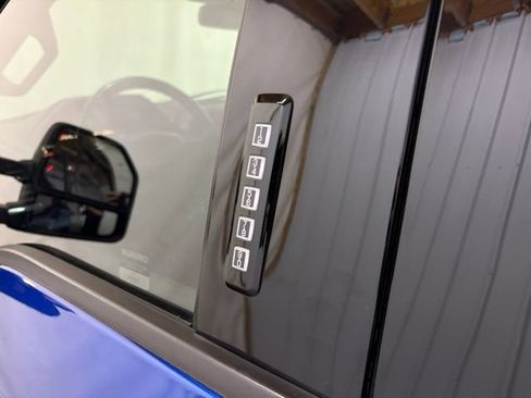 Used 2018 Ford F150 XLT w/ Equipment Group 302A Luxury AWD/4WD image 27