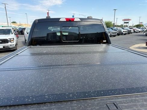 Used 2022 Ford F150 Lariat w/ Equipment Group 502A High AWD/4WD image 31
